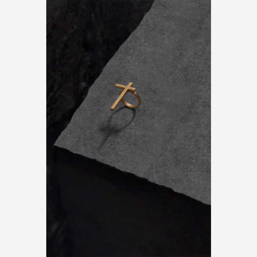 anillo croix gold vertical 657x1024 1